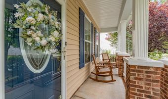 197 Parkview Ln, Advance, NC 27006