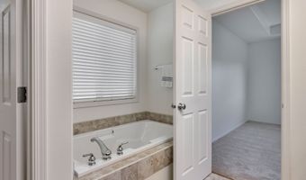 16985 NW SHADOW HILLS Ln, Beaverton, OR 97006