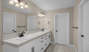 12425 SW SILVERTIP St, Beaverton, OR 97007
