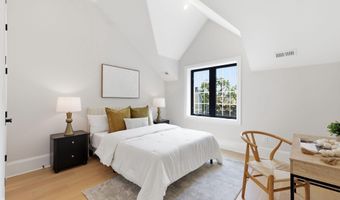 5023 FULTON St NW, Washington, DC 20016