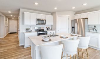 1003 34TH St SE, Altoona, IA 50009