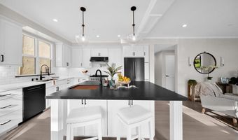 812 N Cleveland St 1, Oceanside, CA 92054