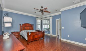 7318 GUILFORD PINE Ln, Apollo Beach, FL 33572