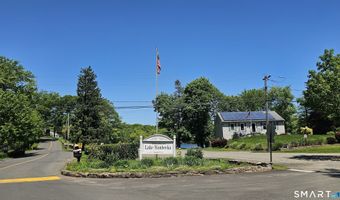 29 Carol St, Danbury, CT 06810