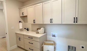1385 Art Dr, Berthoud, CO 80513