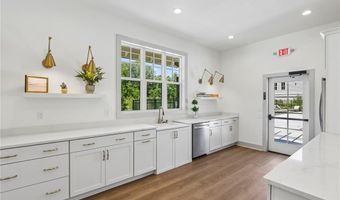 119 Pinecone Pkwy, Alpharetta, GA 30022