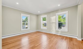 5 Bartlett St, Allenstown, NH 03275