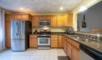 65 Bliss Ave #4, Attleboro, MA 02703