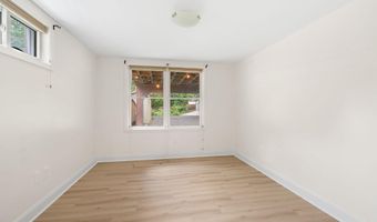 212 CRYSTAL LAKE Ave, Audubon, NJ 08106