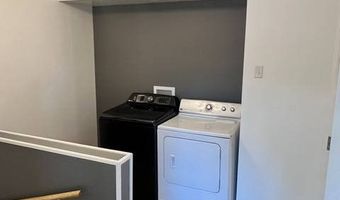 803 11th St, Aurora, NE 68818