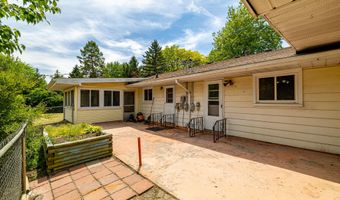 6272 Earhart Rd, Ann Arbor, MI 48105
