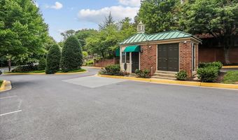3217 SUTTON Pl NW A, Washington, DC 20016