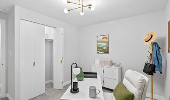 205 Linkensmith Dr, Anna, OH 45302