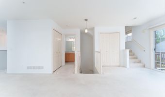 2889 Barclay Way, Ann Arbor, MI 48105