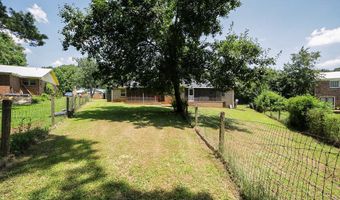 160-162 Jockey Clb, Athens, GA 30605