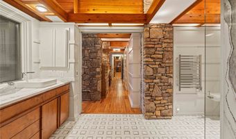 749 Stillmont Cir, Cashiers, NC 28717