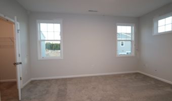 2722 Hunter Woods Dr, Apex, NC 27502