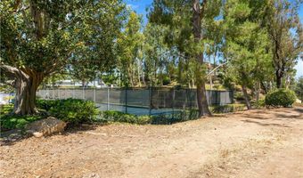 909 S S. Lake Summit Dr, Anaheim, CA 92807