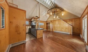 51 Zinnia Dr, Alloway, NJ 07418