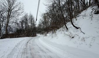 Straub Farm Rd, Aliquippa, PA 15001