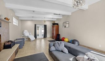 534 Muscatel Ave NE, Albuquerque, NM 87107