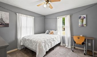 419 Holly Hills Dr, Altavista, VA 24517