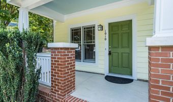 1010 Mica Lamp Ct, Apex, NC 27502