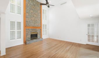 2558 Apple Ridge Ln, Amberley, OH 45236