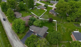 4301 Chantel Dr, Alton, IL 62002