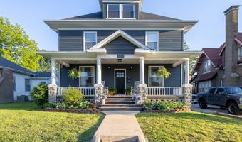 120 W Locust St, Aurora, MO 65605