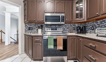 120 KENTWOOD Trl, Alabaster, AL 35007