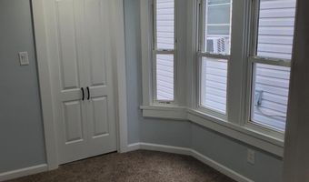 8 S GOVERNORS Ave, Dover, DE 19904