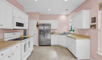 24 Falcon Ct, Bluffton, SC 29909