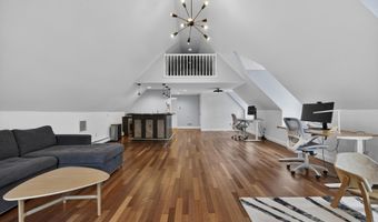 33 Taywood Rd, Auburn, ME 04210