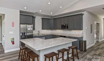 43 Sunny Meadows Blvd, Arden, NC 28704