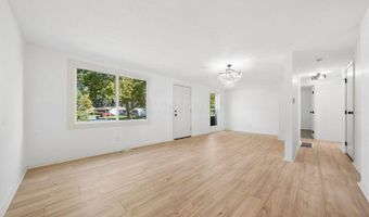 5999 Ambleside Dr, Columbus, OH 43229