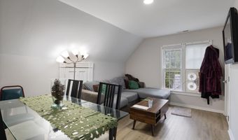81 Main St, Raymond, NH 03077