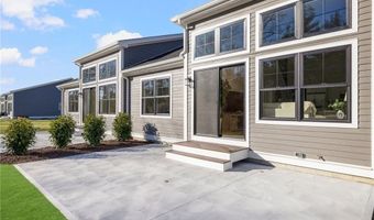42 Overlook Ln, Glocester, RI 02814