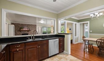 37 E VANDERBILT St, Orlando, FL 32804