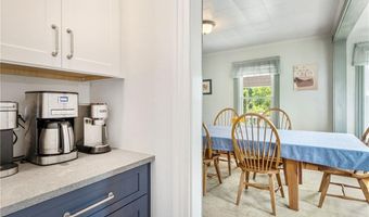 7 Prospect Ave, Narragansett, RI 02882