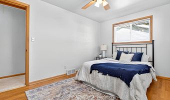 1214 E LINDBERGH St, Appleton, WI 54911