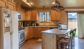 619 SNAKE RIVER Dr, Alpine, WY 83128