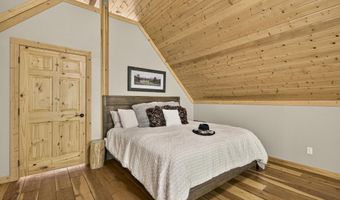 188 HAWTHORNE Dr, Alpine, WY 83128