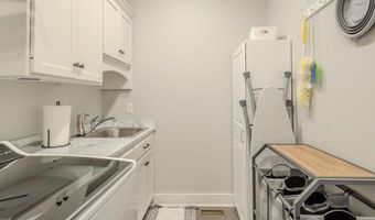 8691 Drakes Blvd, Bowling Green, KY 42122