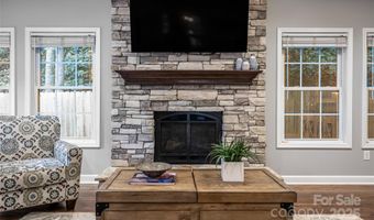 315 Glenn Bridge Rd, Arden, NC 28704