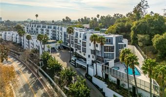 171 N Church Ln 617, Los Angeles, CA 90049