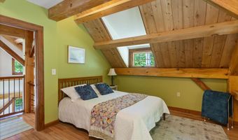155 Sweeney Ln, Cambridge, VT 05464