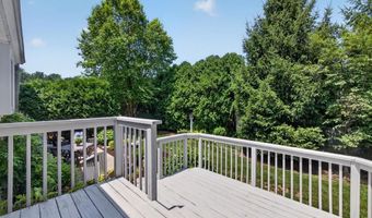 5463 DORIS Dr, Allentown, PA 18106