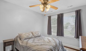 2421 Yorkshire Cir, Ames, IA 50010