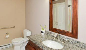 123 El Toro Dr, Bristol, CT 06010